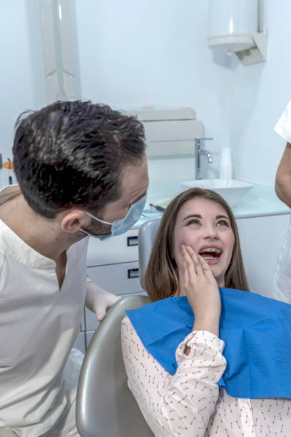 Best Cracked Tooth Emergency Dentist  in Delmont, PA