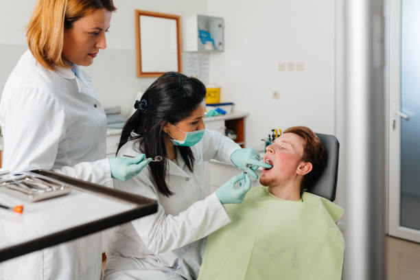 Best Urgent Tooth Repair  in Delmont, PA